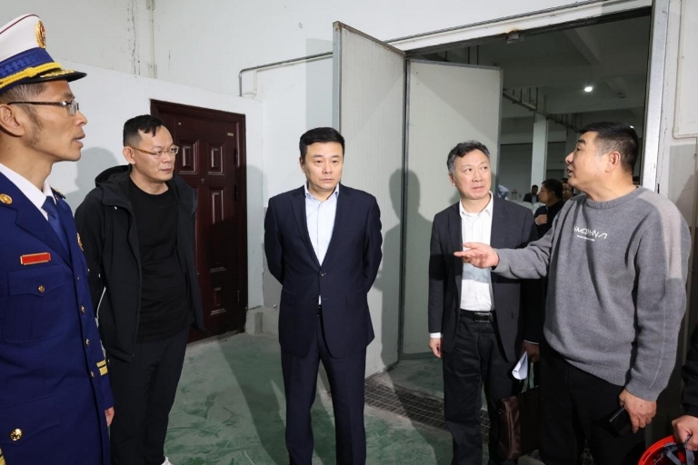 16826439812510377PLh.jpg s864f52bcd0114a50a61fa48fb430a046.jpg